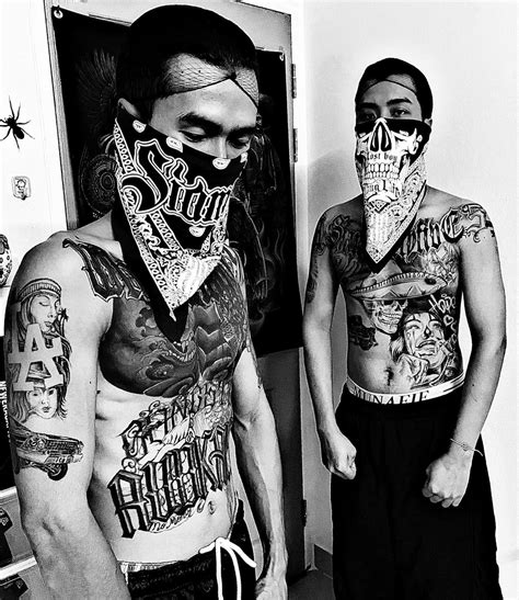 CholosFanboi (@CholosFanboi) .